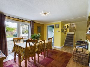 Dining room- click for photo gallery